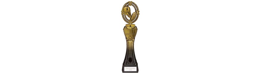 FUSION MAVERICK FOOTBALL RESIN TROPHY - 4 SIZES - 23CM - 31.5CM FUSION MAVERICK FOOTBALL RESIN TROPHY - 4 SIZES - 23CM - 31.5CM